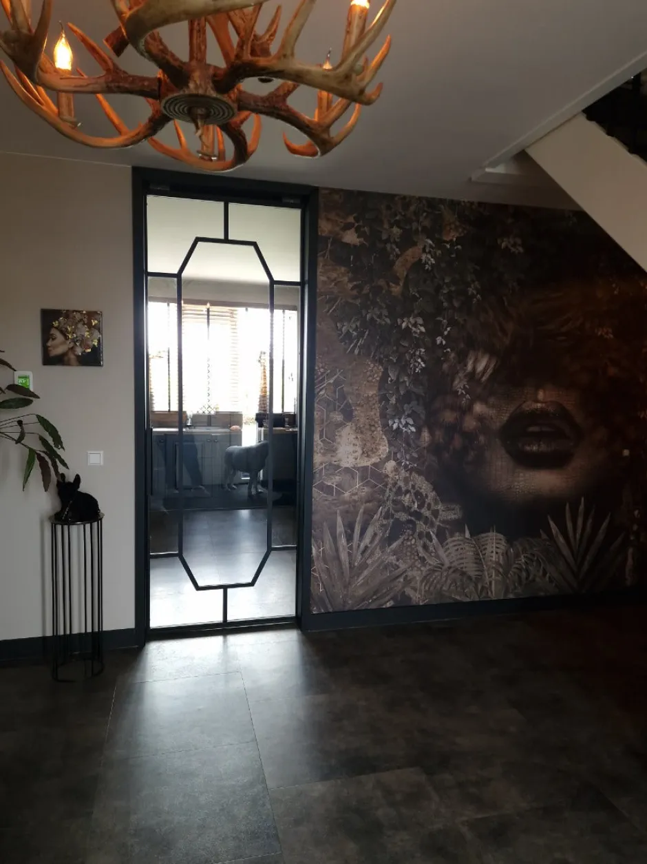 Poespas Home Behang^Behang Vrouw