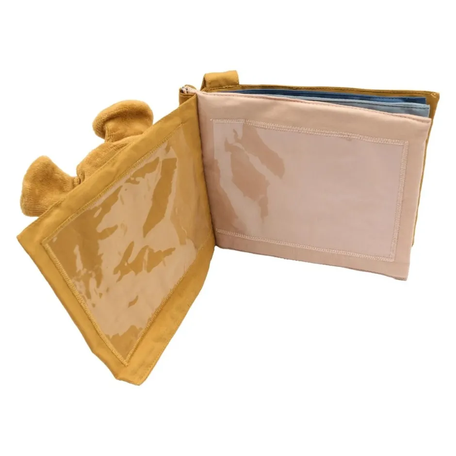 Fabelab Open Ended Speelgoed^Fabric book my family album | Ochre |