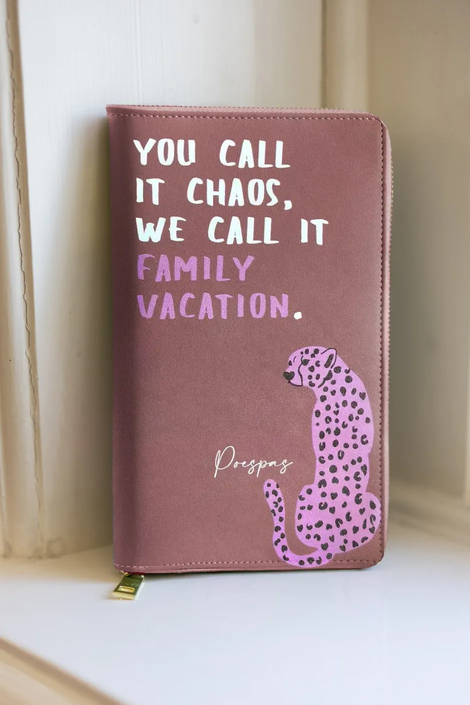 DAMES Poespas Overige Accessoires | Snøpskes^Family paspoort | Burgundy leopard | Studio