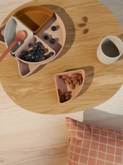 Poespas Kinderservies^Kinderbord met vakjes Arne | Liewood