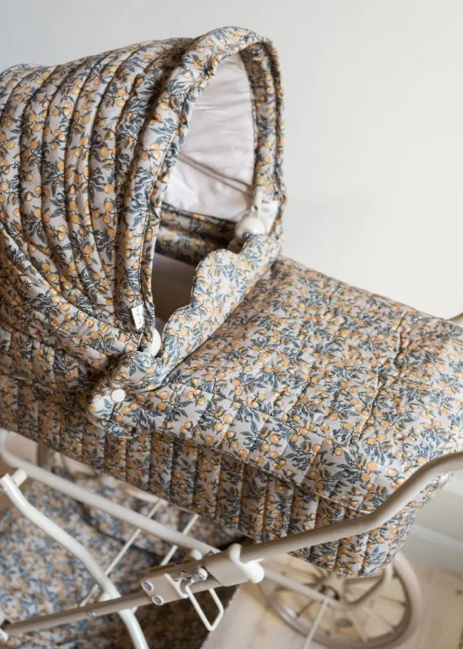 Konges Slojd Poppen & Accessoires^Poppenwagen | Orangerie beige | 3+ jaar |