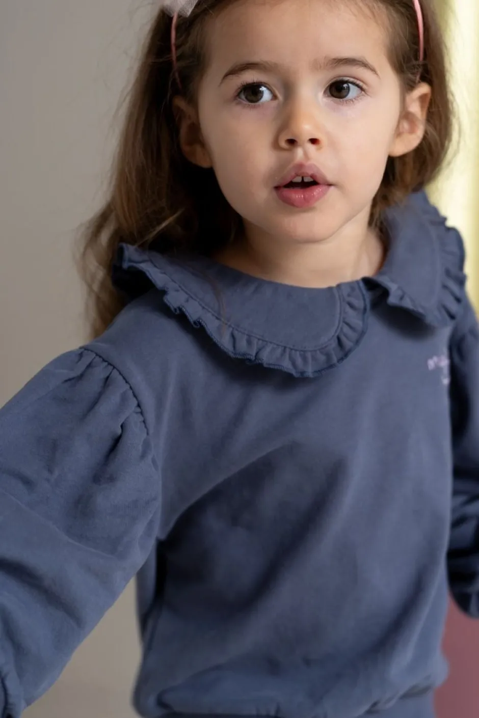 House of Jamie Truien & Vesten | Truien & Vesten^Sweater collar Balloon | Stardust blue |