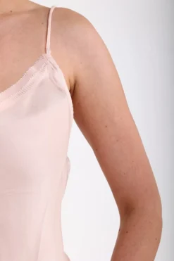 DAMES Nukus Basics | Tops^Top Aniek silky | Powder |